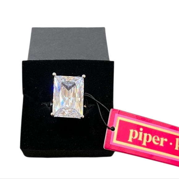 Piper K Jewelry - 💎▪️Piper K▪️ | Silver Tone Radiant Cut Cubic Zurconia  Brass Ring | Size 8 9
